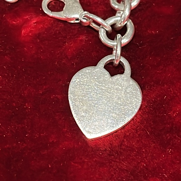 Tiffany & Co. Silver Heart Bracelet - Picture 9 of 14